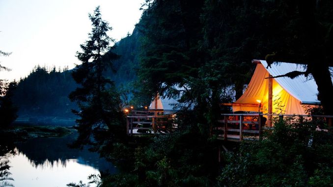 CLAYOQUOT WILDERNESS LODGE, BRITISH COLUMBIA, AUSTRALIA