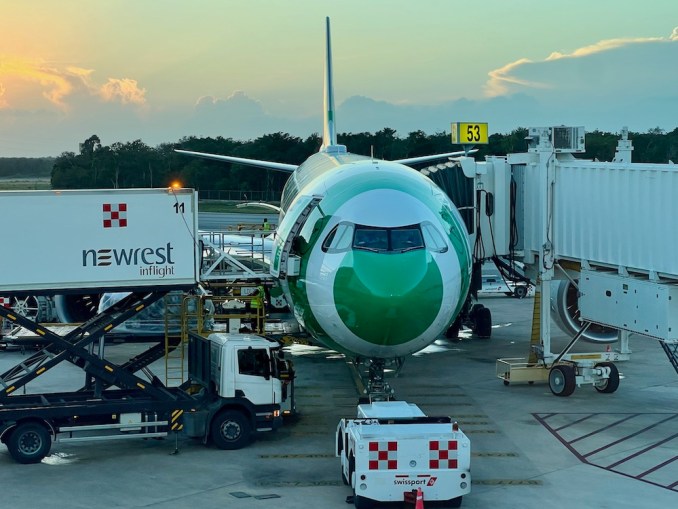 CONDOR AIRBUS A330-900NEO