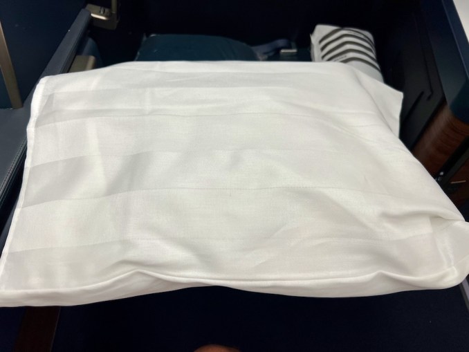 CONDOR A330NEO BUSINESS CLASS PRIME SEAT