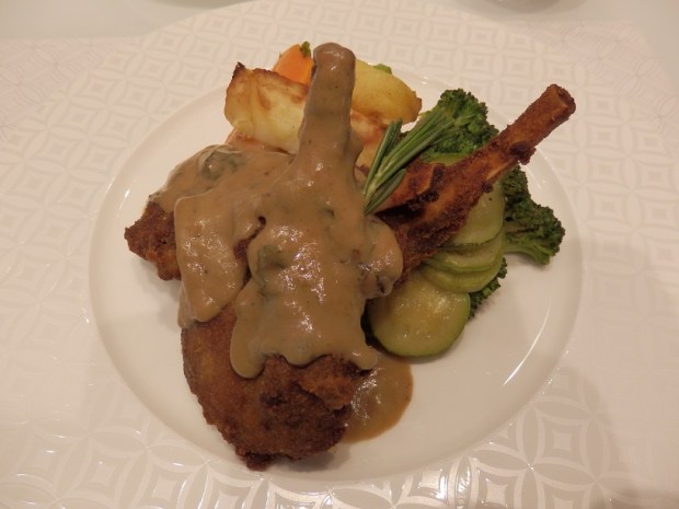 AL MOURJAN BUSINESS LOUNGE: RESTAURANT: A LA CARTE