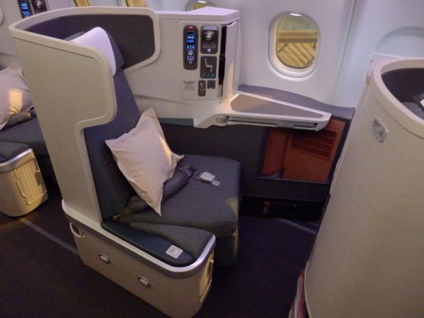 BUSINESS CLASS SEAT